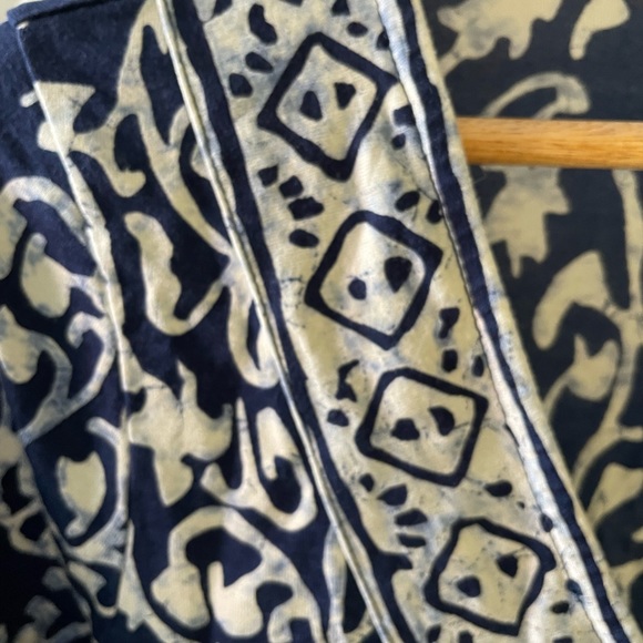 Lucky wrap style blouse - Picture 5 of 6